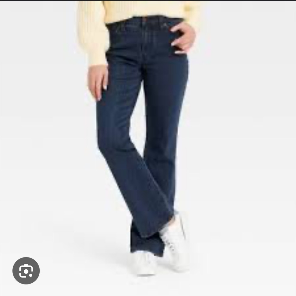 nwt dark wash Jean